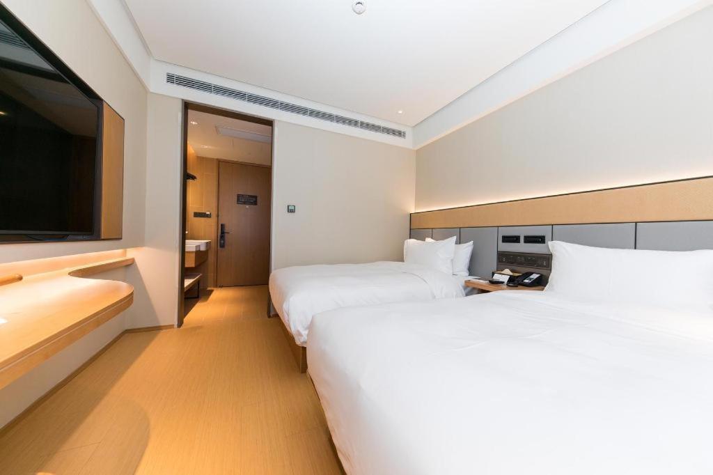 Ji Hotel Shanghai Xujiahui Xangai Exterior foto