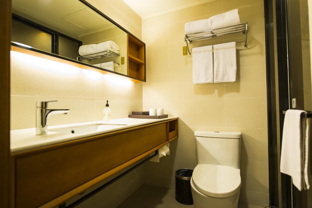 Ji Hotel Shanghai Xujiahui Xangai Quarto foto