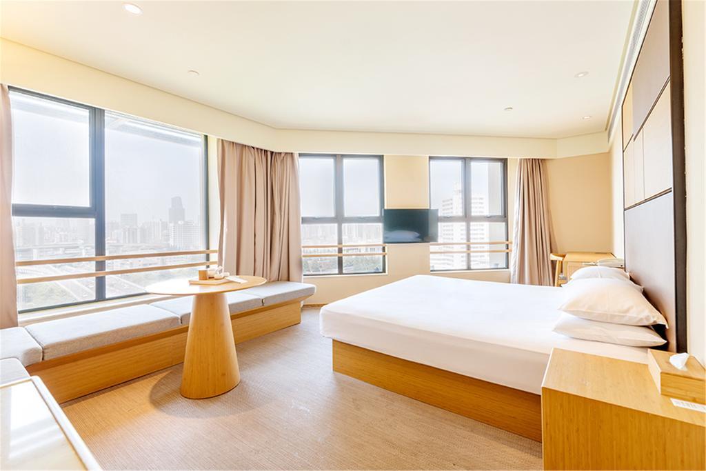 Ji Hotel Shanghai Xujiahui Xangai Exterior foto