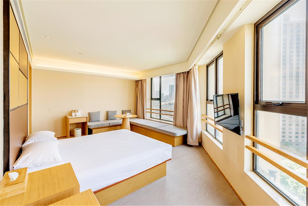 Ji Hotel Shanghai Xujiahui Xangai Exterior foto